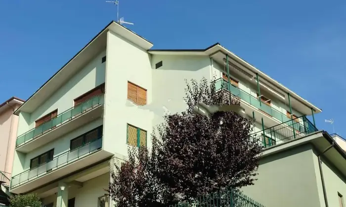 Rexer-LAquila-Villa-bifamiliare-via-Carlo-Chiarizia-Duomo-Fontana-Luminosa-LAquila-Terrazzo