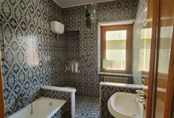 Rexer-LAquila-Villa-bifamiliare-via-Carlo-Chiarizia-Duomo-Fontana-Luminosa-LAquila-Bagno