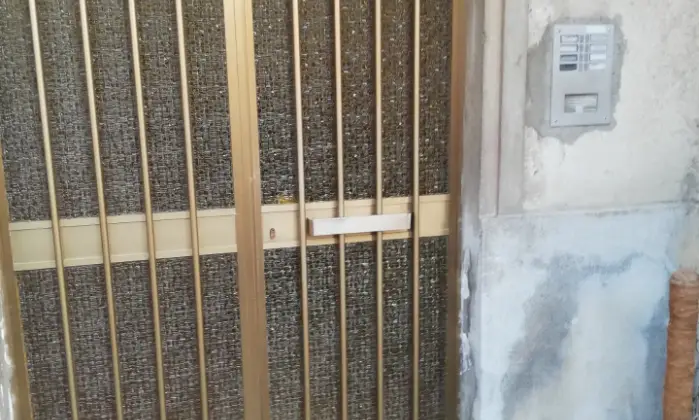 Rexer-Palmi-Vendesi-Bilocale-da-ristrutturare-in-Via-Rodi-a-Palmi-ALTRO