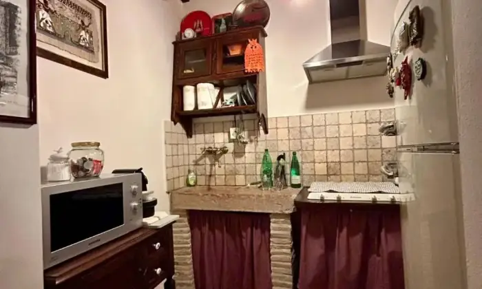 Rexer-Cagli-Vendesi-Bilocale-corso-Settembre-Centro-Cagli-Cucina