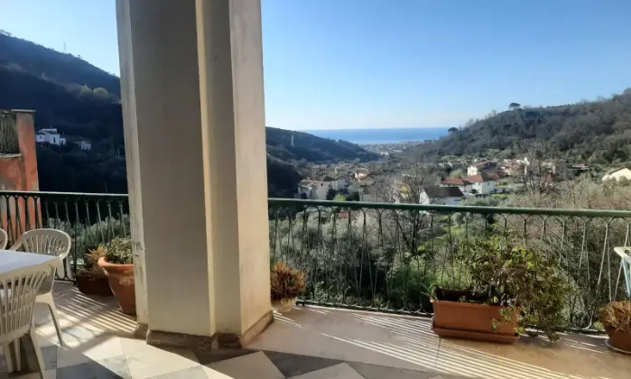 Rexer-Loano-Prestigioso-e-esclusivo-immobile-verzi-loano-Terrazzo
