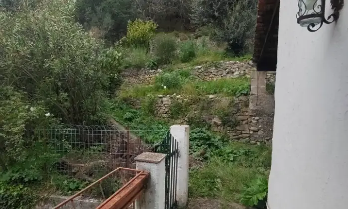 Rexer-Loano-Prestigioso-e-esclusivo-immobile-verzi-loano-Giardino