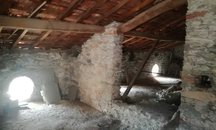 Rexer-Loano-Prestigioso-e-esclusivo-immobile-verzi-loano-Garage