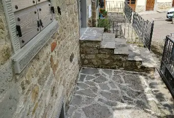 Rexer-Pratovecchio-Stia-ANTICO-CASALE-RISTRUTTURATO-in-via-Casalino-borgo-frazione-di-Pratovecchio-Stia-Garage