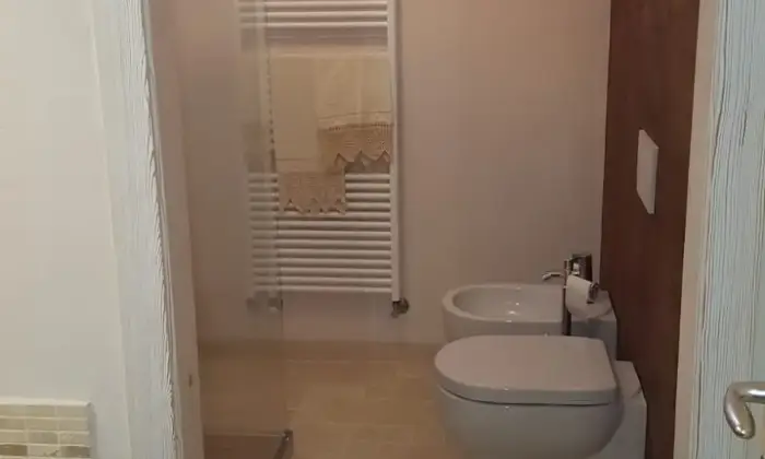 Rexer-Pratovecchio-Stia-ANTICO-CASALE-RISTRUTTURATO-in-via-Casalino-borgo-frazione-di-Pratovecchio-Stia-Bagno
