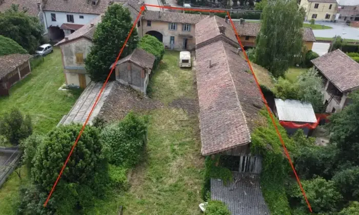 Rexer-Olevano-di-Lomellina-Casalecascina-in-vendita-in-via-Roma-Giardino