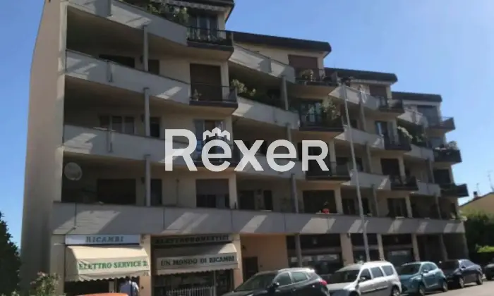 Rexer-Firenze-Ex-filiale-bancaria-al-piano-terra-superficie-complessiva-mq-Terrazzo