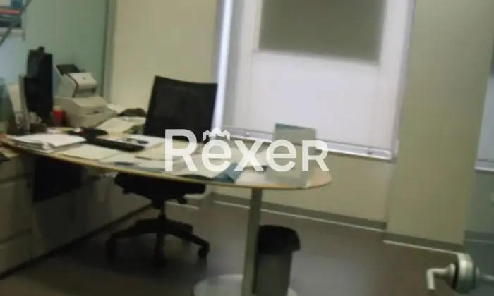 Rexer-NOVA-MILANESE-Nova-Milanese-MB-Ex-filiale-bancaria-con-autorimessa-scoperta-Altro