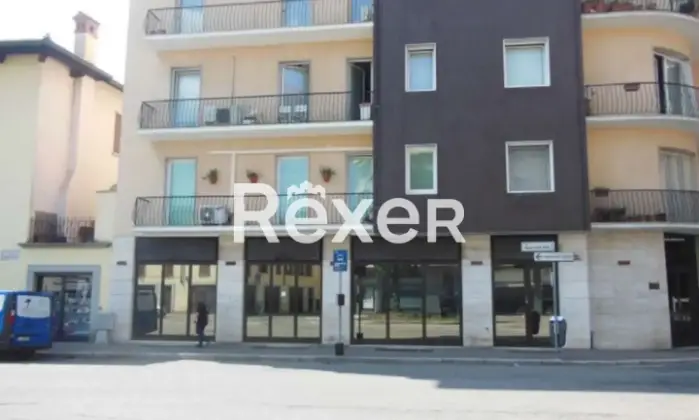Rexer-VIGEVANO-Ex-Filiale-Bancaria-in-vendita-a-Vigevano-Garage
