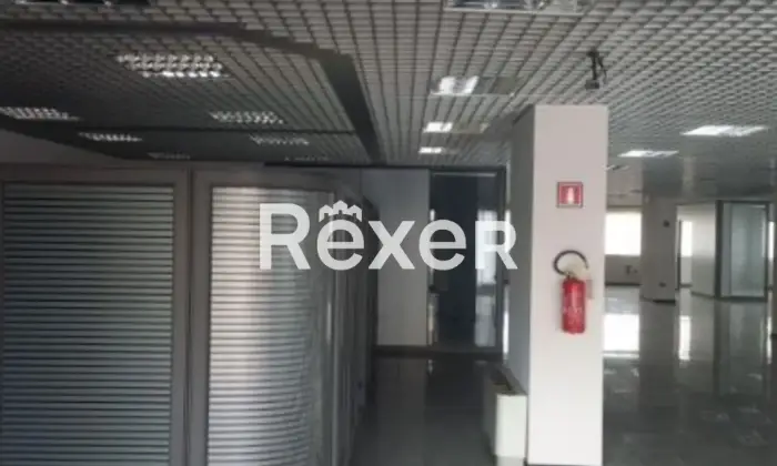 Rexer-BASSANO-DEL-GRAPPA-Filiale-bancaria-ai-piani-terra-ed-interrato-Altro