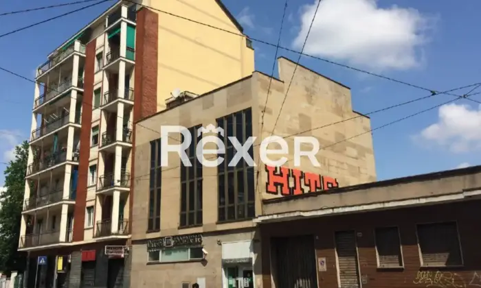 Rexer-TORINO-Ex-filiale-bancaria-in-fabbricato-cieloterra-Terrazzo
