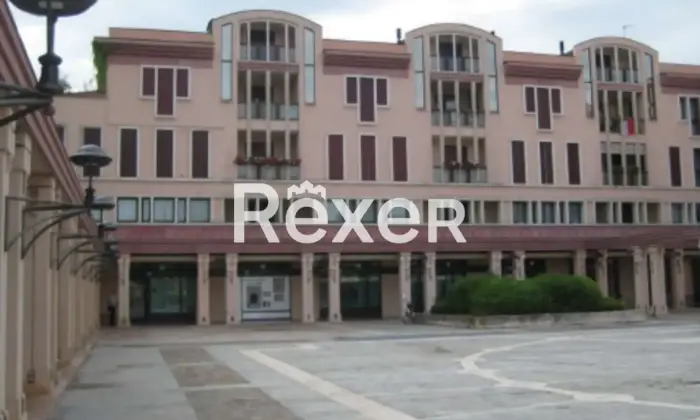 Rexer-ABANO-TERME-Ex-Filiale-Bancaria-in-vendita-a-Abano-Terme-Terrazzo