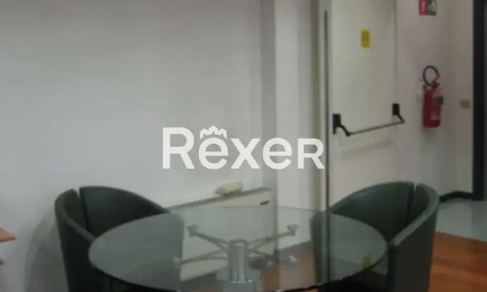 Rexer-ABANO-TERME-Ex-Filiale-Bancaria-in-vendita-a-Abano-Terme-Salone