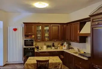 Rexer-La-Spezia-Vendesi-appartamento-a-LA-SPEZIA-Cucina