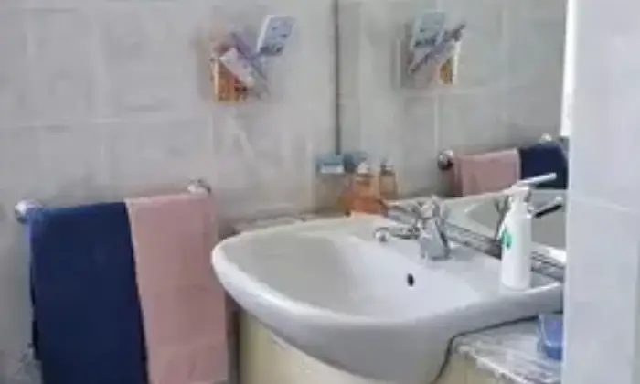 Rexer-La-Spezia-Vendesi-appartamento-a-LA-SPEZIA-Bagno