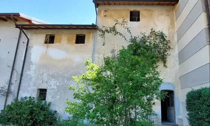 Rexer-Boves-Rustico-in-vendita-in-via-Santuario-a-Boves-Giardino