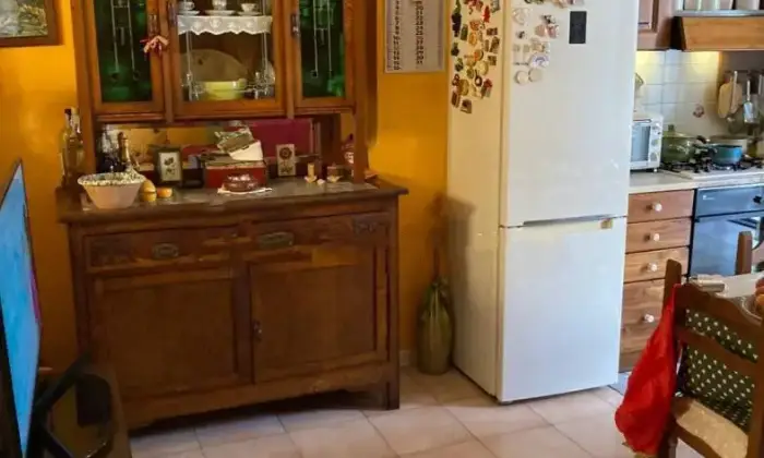 Rexer-Patern-Appartamento-in-vendita-in-via-Giovanni-Boccaccio-a-Patern-Cucina