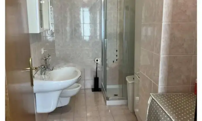 Rexer-Padova-Trilocale-Lungargine-del-Piovego-Portello-Ospedali-Padova-Bagno
