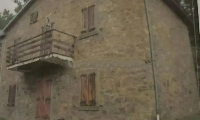 Rexer-Casteldelci-Casale-in-vendita-in-Localit-Poggio-Ancisa-a-Casteldelci-Altro