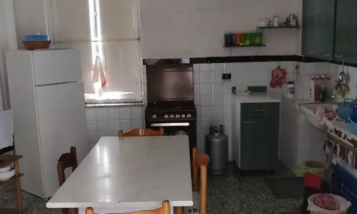 Rexer-Castelnuovo-Cilento-Villa-indipendente-unifamiliare-da-ristrutturare-a-Castelnuovo-Cilento-Cucina
