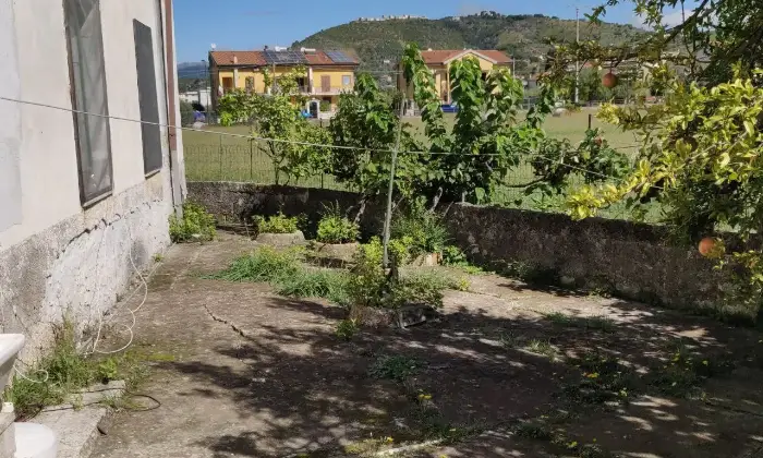 Rexer-Castelnuovo-Cilento-Villa-indipendente-unifamiliare-da-ristrutturare-a-Castelnuovo-Cilento-Giardino