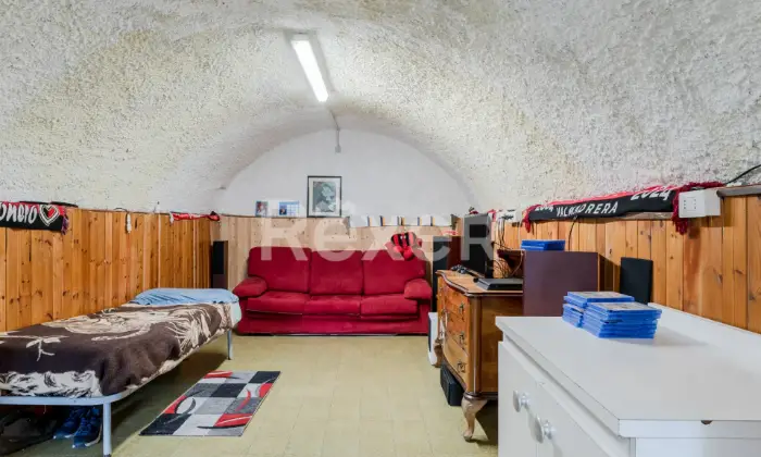 Rexer-Pasturo-Appartamento-a-Pasturo-Tranquillit-e-Comfort-nel-Cuore-della-Valsassina-SALONE