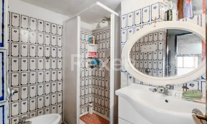 Rexer-Pasturo-Appartamento-a-Pasturo-Tranquillit-e-Comfort-nel-Cuore-della-Valsassina-BAGNO