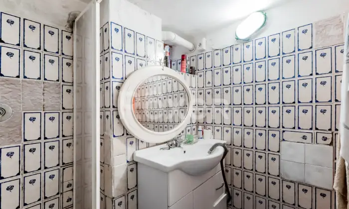 Rexer-Pasturo-Appartamento-a-Pasturo-Tranquillit-e-Comfort-nel-Cuore-della-Valsassina-BAGNO