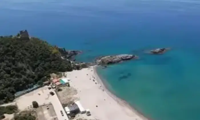 Rexer-Ascea-Vende-Casa-vacanze-nel-cilento-Ascea-Terrazzo