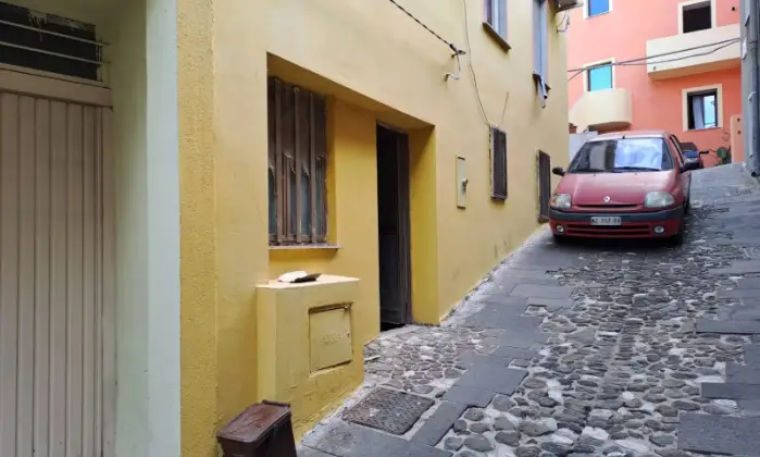 Rexer-Dorgali-Vendesi-appartamento-in-Via-Giotto-a-DORGALI-ALTRO