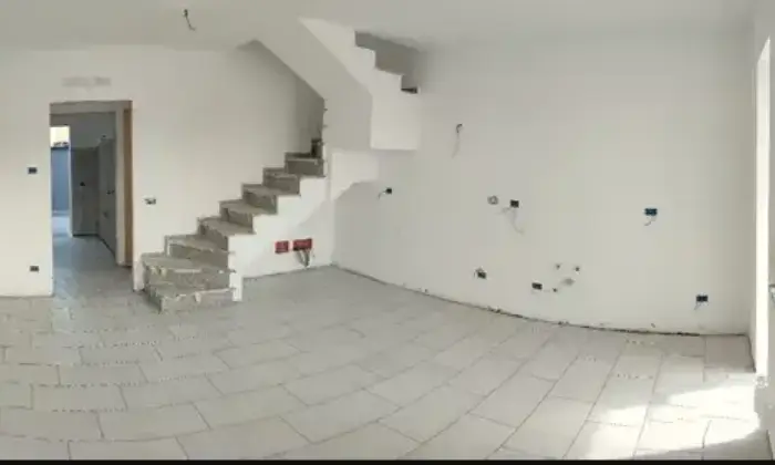 Rexer-Ardea-Villetta-su-livelli-ad-Ardea-RM-Altro