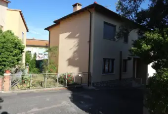 Rexer-Pomarance-Vendesi-appartamento-in-Via-Giotto-a-POMARANCE-Terrazzo