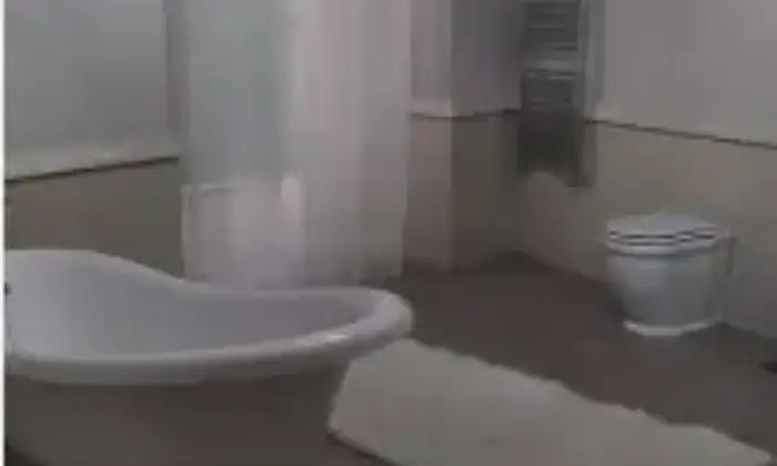 Rexer-Caltanissetta-Appartamento-in-Vendita-in-Largo-Barile-a-Caltanissetta-Bagno