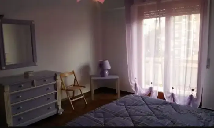 Rexer-Nuoro-Appartamento-in-Via-Lombardia-angolo-Via-VenetoNUORO-NU-CameraDaLetto