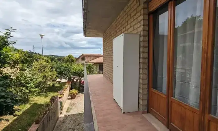 Rexer-Radicondoli-Appartamento-vani-molto-luminoso-Terrazzo