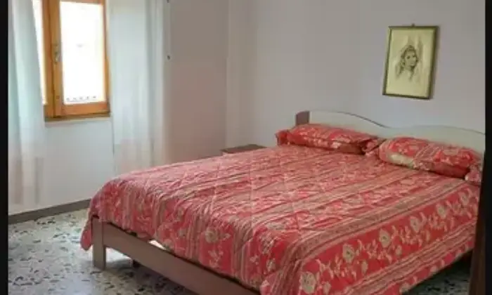 Rexer-Sarule-Casa-in-vendita-in-via-Grazia-Deledda-a-Sarule-CameraDaLetto