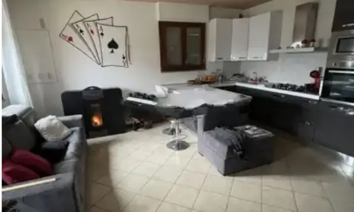 Rexer-Castiglione-del-Lago-Trilocale-in-vendita-in-via-Giuseppe-Mazzini-Altro