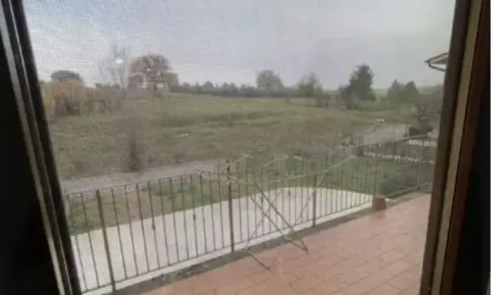 Rexer-Castiglione-del-Lago-Trilocale-in-vendita-in-via-Giuseppe-Mazzini-Giardino