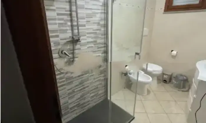 Rexer-Castiglione-del-Lago-Trilocale-in-vendita-in-via-Giuseppe-Mazzini-Bagno