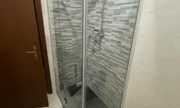Rexer-Castiglione-del-Lago-Trilocale-in-vendita-in-via-Giuseppe-Mazzini-Bagno