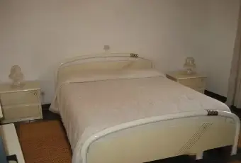 Rexer-Scano-di-Montiferro-Vendesi-casa-indipendente-a-SCANO-DI-MONTIFERRO-CameraDaLetto