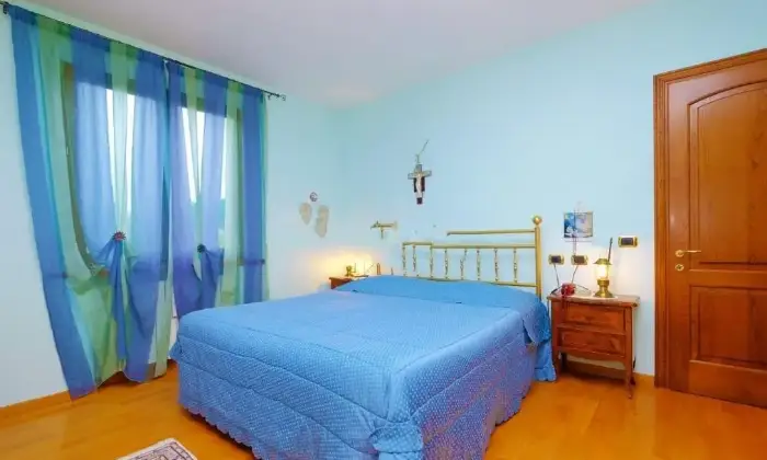 Rexer-Asciano-Villa-in-vendita-in-viale-I-Maggio-Asciano-CAMERA-DA-LETTO