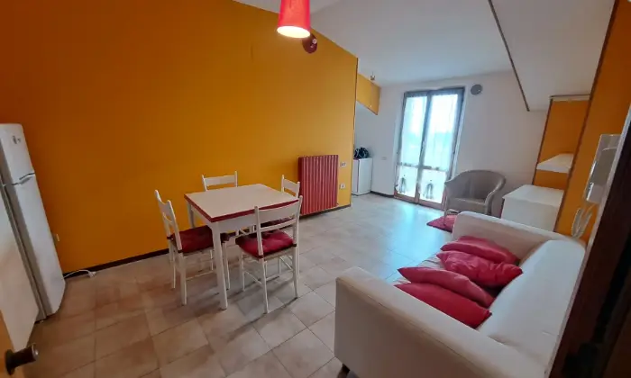 Rexer-Fermo-Deliziosa-mansarda-al-mare-Cucina