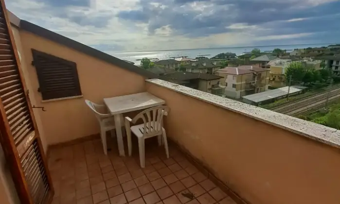 Rexer-Fermo-Deliziosa-mansarda-al-mare-Terrazzo