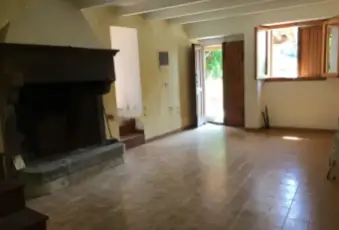 Rexer-Pieve-Santo-Stefano-Vendesi-casa-di-paese-in-vendita-in-Voltraio-Altro