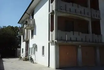 Rexer-Sermide-Intero-fabbricato-da-cielo-a-terra-con-terreno-Altro