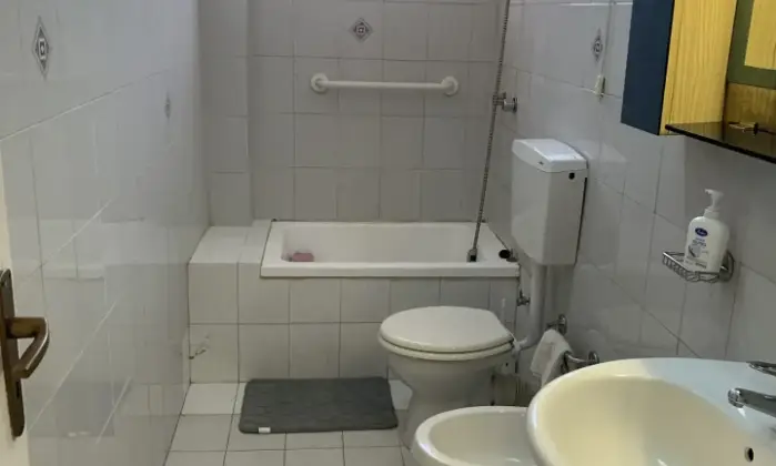 Rexer-Messina-Affittasi-stanza-a-studenti-o-lavoratori-Bagno
