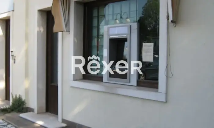Rexer-MIRA-Mira-VE-Ex-filiale-bancaria-articolata-su-due-livelli-Altro