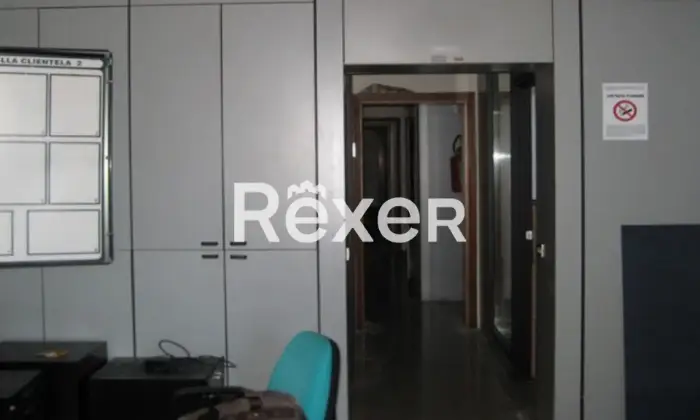 Rexer-MIRA-Mira-VE-Ex-filiale-bancaria-articolata-su-due-livelli-Altro