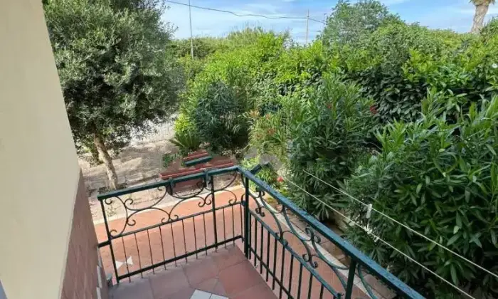 Rexer-Giugliano-in-Campania-Appartamento-in-vendita-in-via-Staffetta-a-Giugliano-in-Campania-Terrazzo